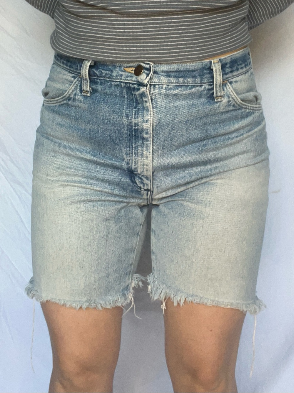 Light Wash Denim Frayed Hem Women’s Shorts